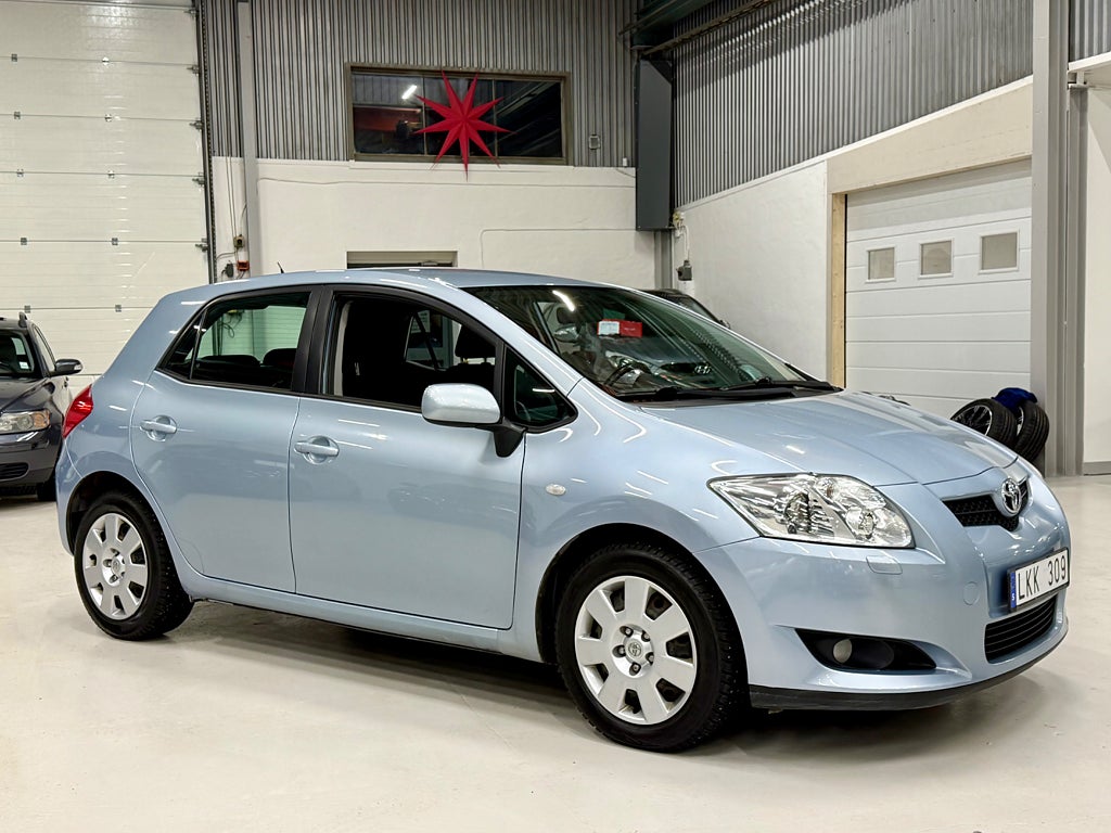 Toyota Auris 5-dörrar 1.6 Dual VVT-i Vinterhjul Hemleverans - miniatyr 7