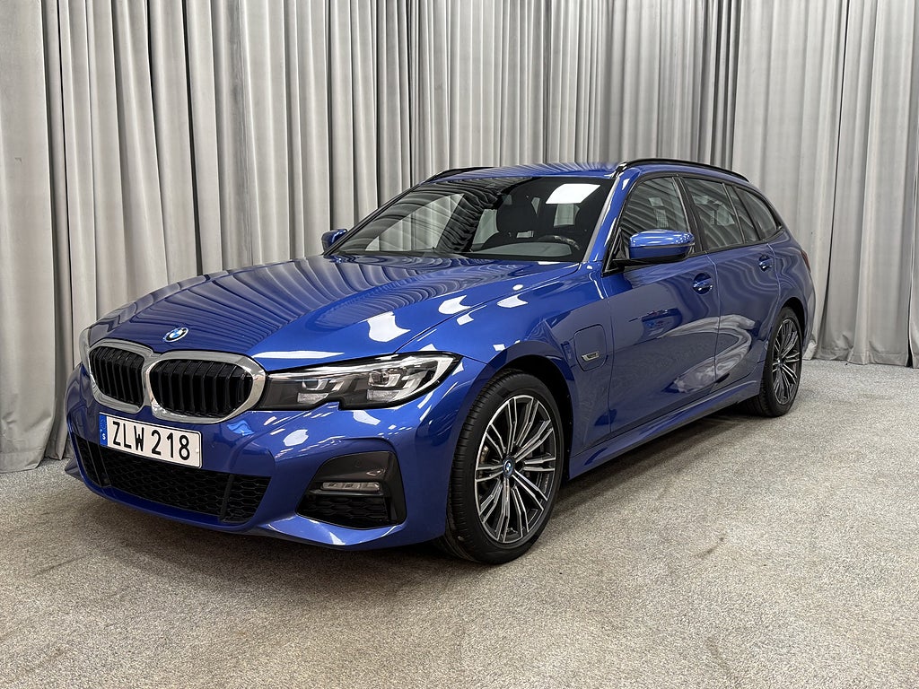 BMW 330e 292HK M-Sport Touring Aut Drag/Navi/Värmare