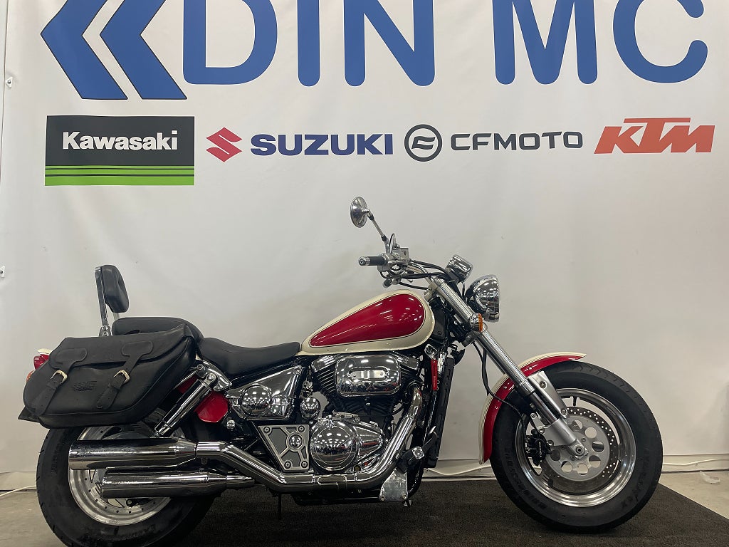 Suzuki VZ 800 Marauder "nyservad - nya däck"