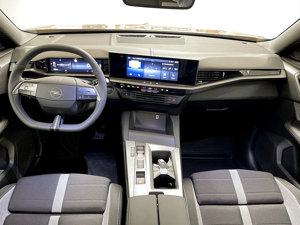 Bild på Opel Grandland + Hybrid - DEMO