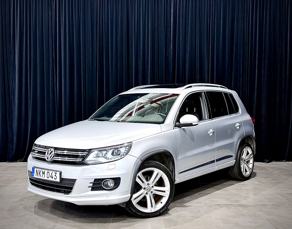 Volkswagen Tiguan 2.0 TDI 4M R-LINE PANO DRAG KAMERA SKINN 360° P-SENSOR 