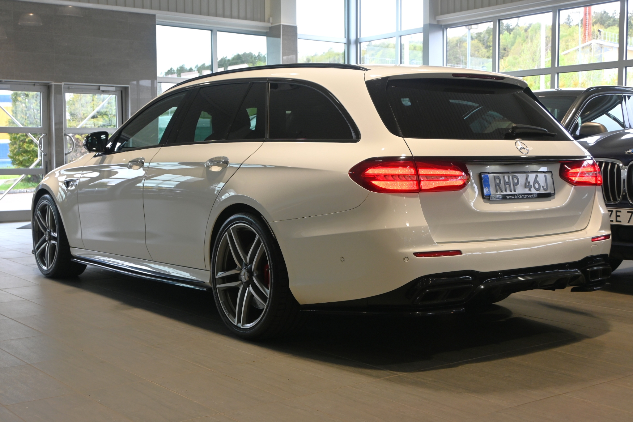Mercedes-Benz E 2020, kuva 3/48