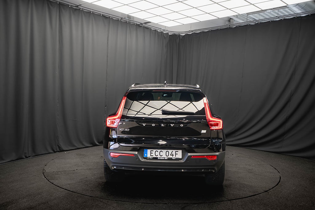 Volvo XC40 Recharge DRAG KAMERA VÄRMEPUMP 92.8%SoH 1-ÄGARE