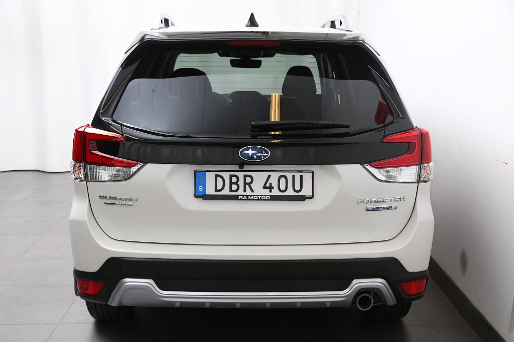 Subaru Forester 2,0i e-Boxer XFuel Active AWD Aut Extraljus Motor-v 2024