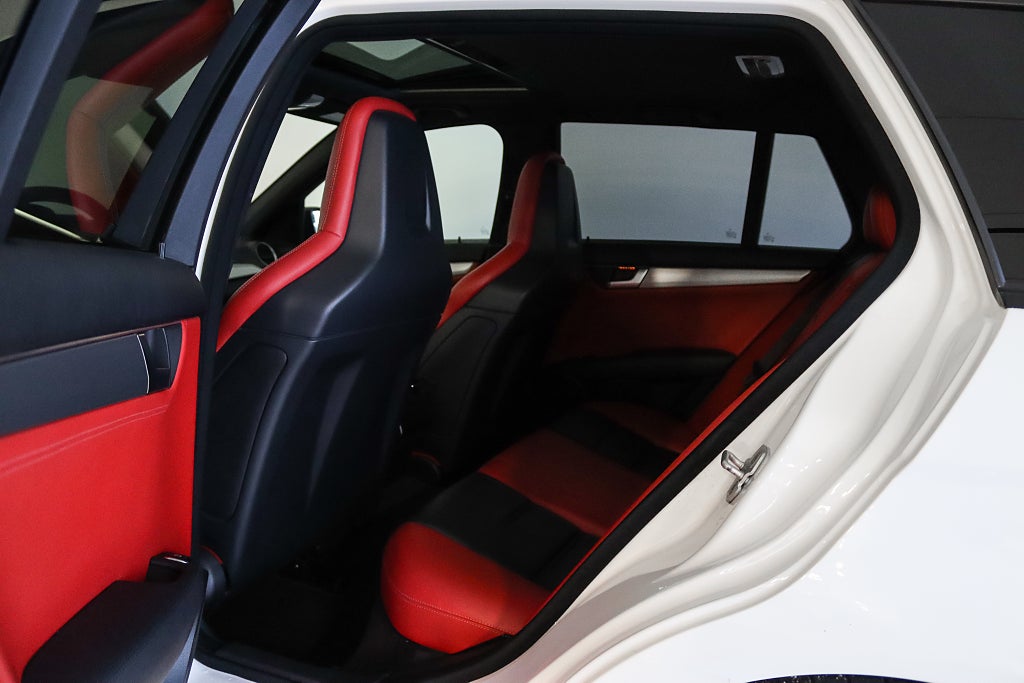 Mercedes-Benz C 63 AMG Performance+ SV-Såld Designo 487hk