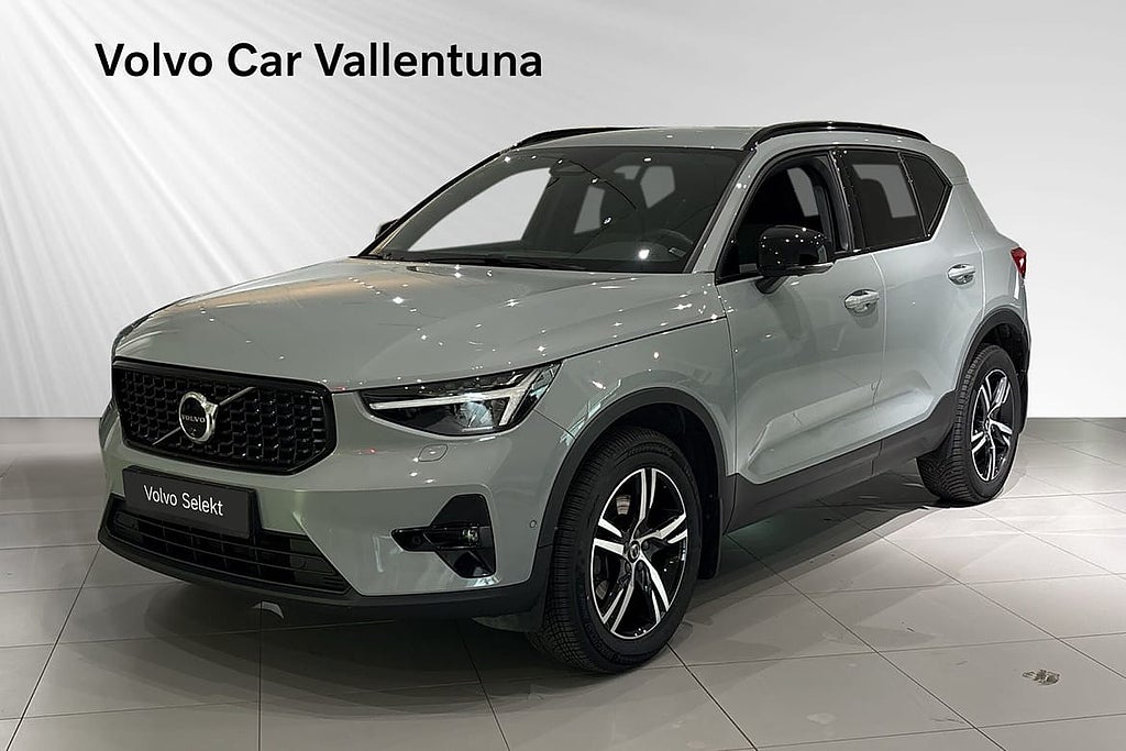 Volvo XC40 B3 FWD Bensin Plus Dark