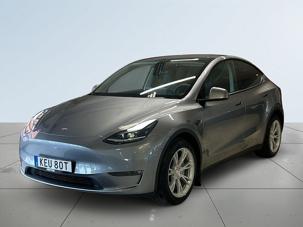 Tesla Model Y Long Range AWD Dragkrok Kamera Rattvärme Navigation S&V