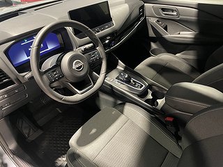 SUV Nissan Qashqai 12 av 23