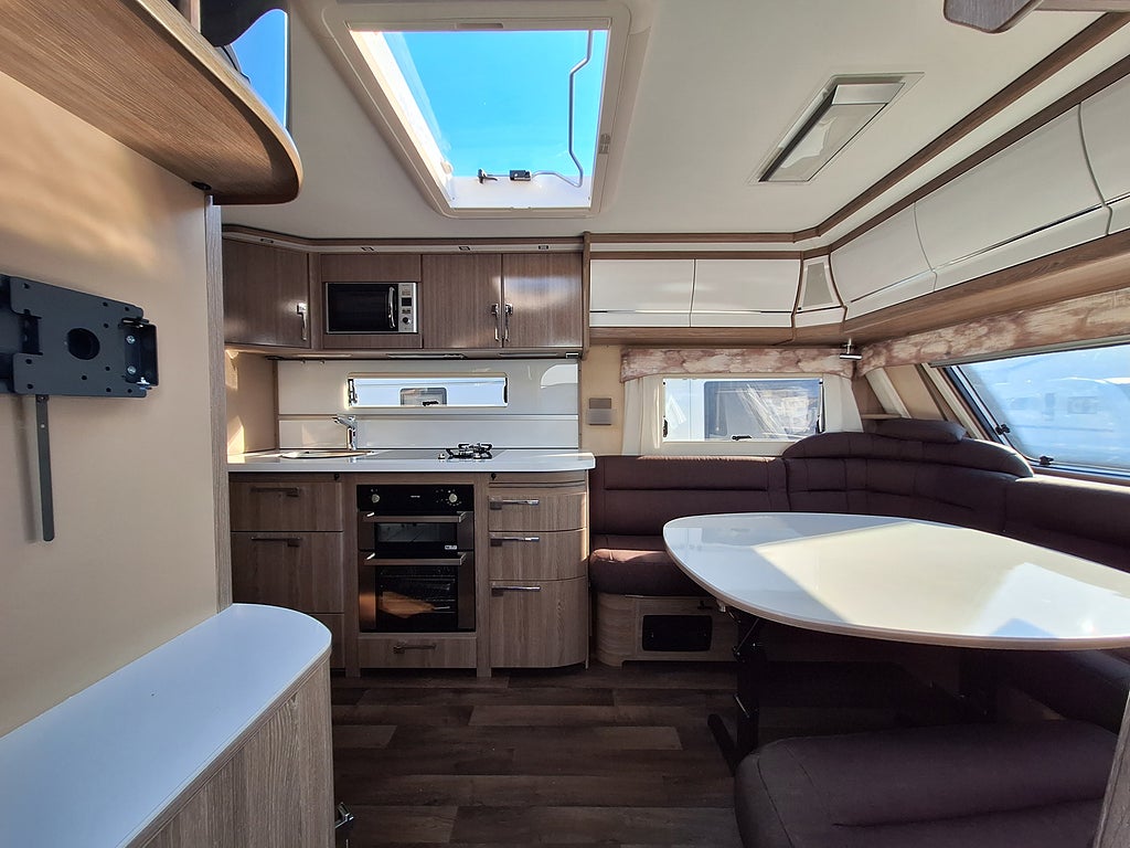 Kabe Imperial 600 XL KS Dubbelbädd, AC, Nytt Tält