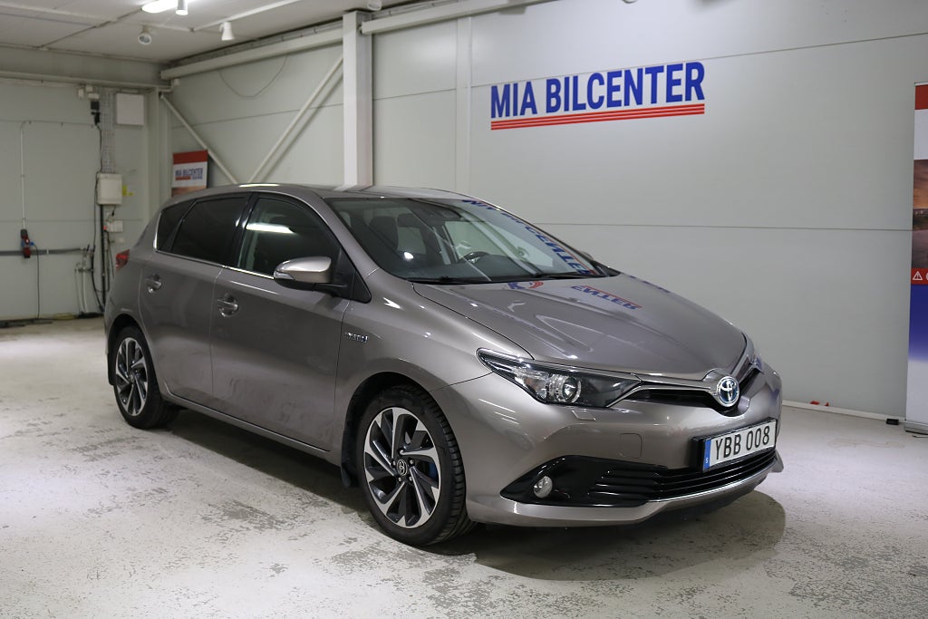 Toyota Auris Hybrid Facelift  Active Plus Euro 6