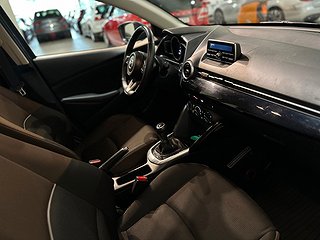Mazda 2 1.5 SKYACTIV-G Mvärm Kamkedja Farthållare S/V-hjul