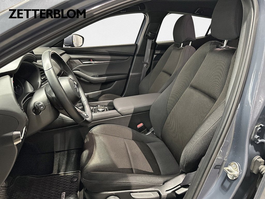 Halvkombi Mazda 3 7 av 16