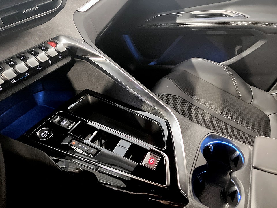 Bild på Peugeot 3008 GT 1.2 PT 130hk Aut B-KAMERA CARPLAY