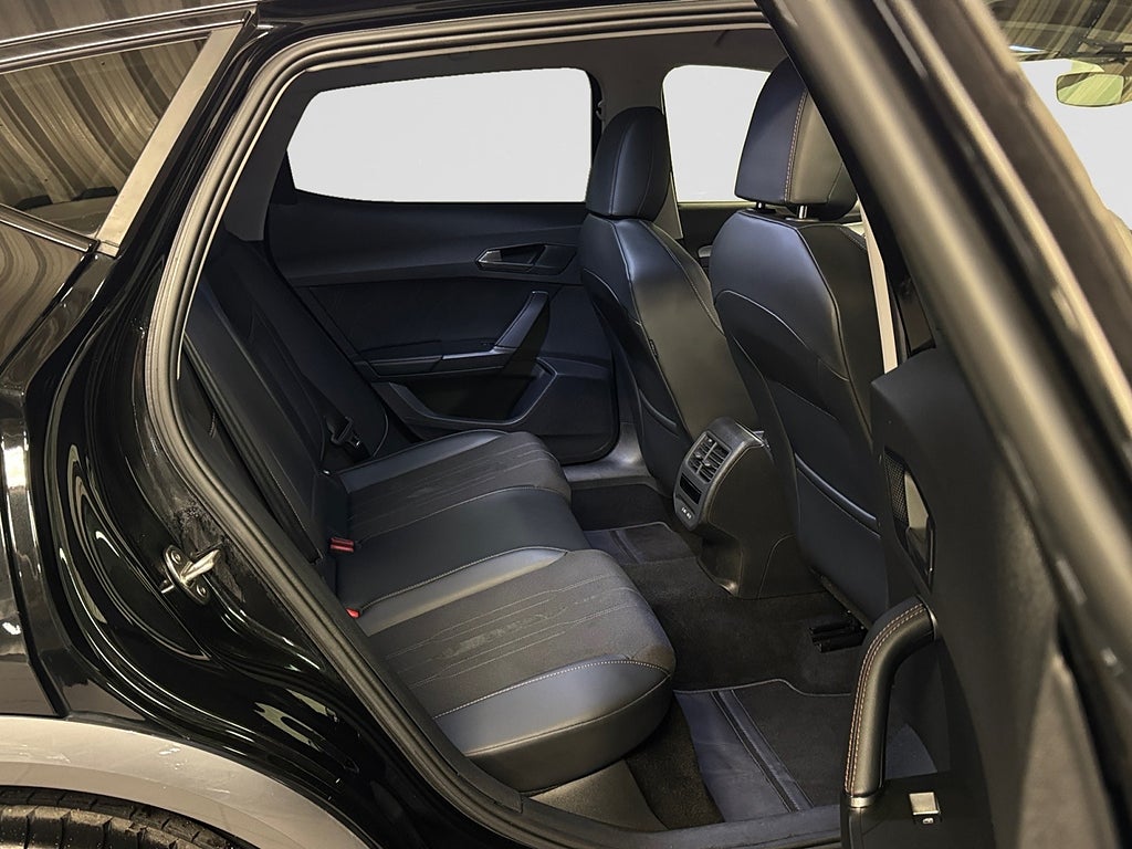Cupra Formentor e-Hybrid 204hk Dragkrok Keyless Backkamera P-Sensorer bild 21
