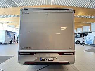 Husbil-halvintegrerad Adria CORAL SUPREME MB 670 DC 4 av 23