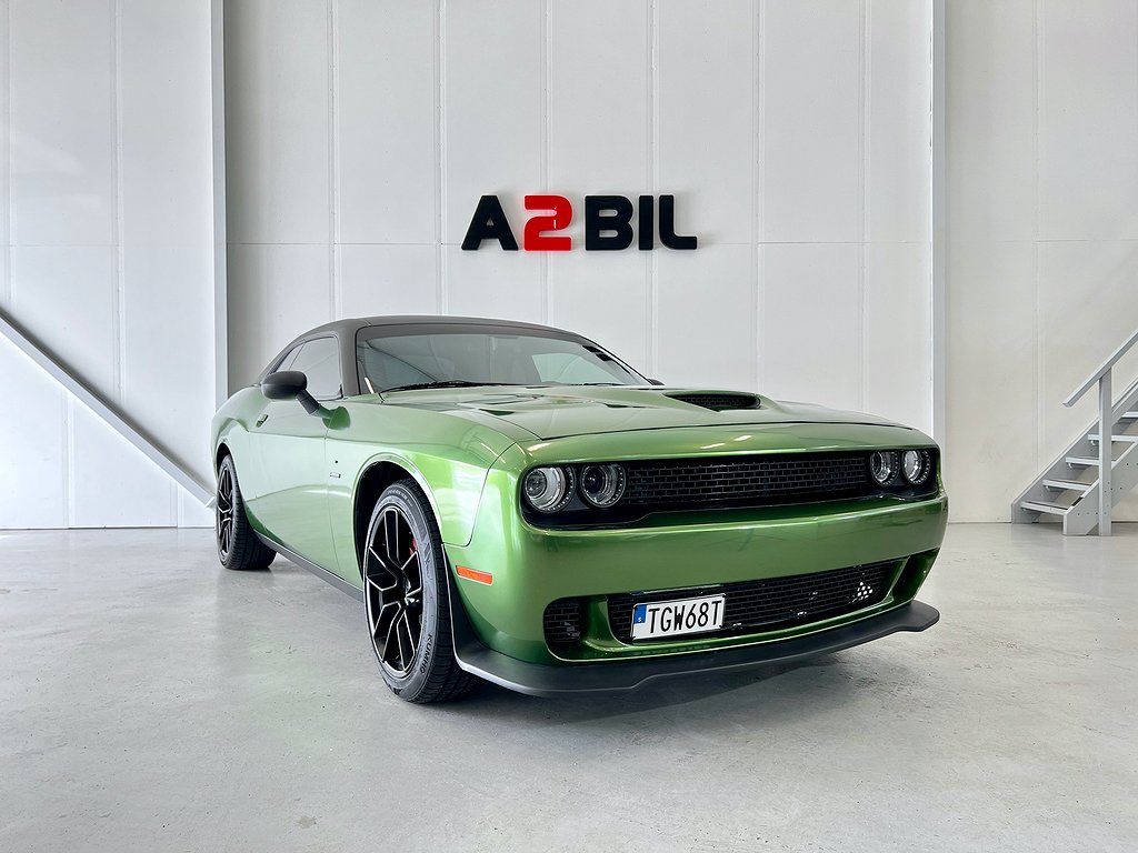 Dodge Challenger 5.7 V8 HEMI TorqueFlite