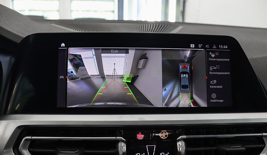 BMW 320D xDrive M Sport Innovation HuD H/K 360° Nyservad
