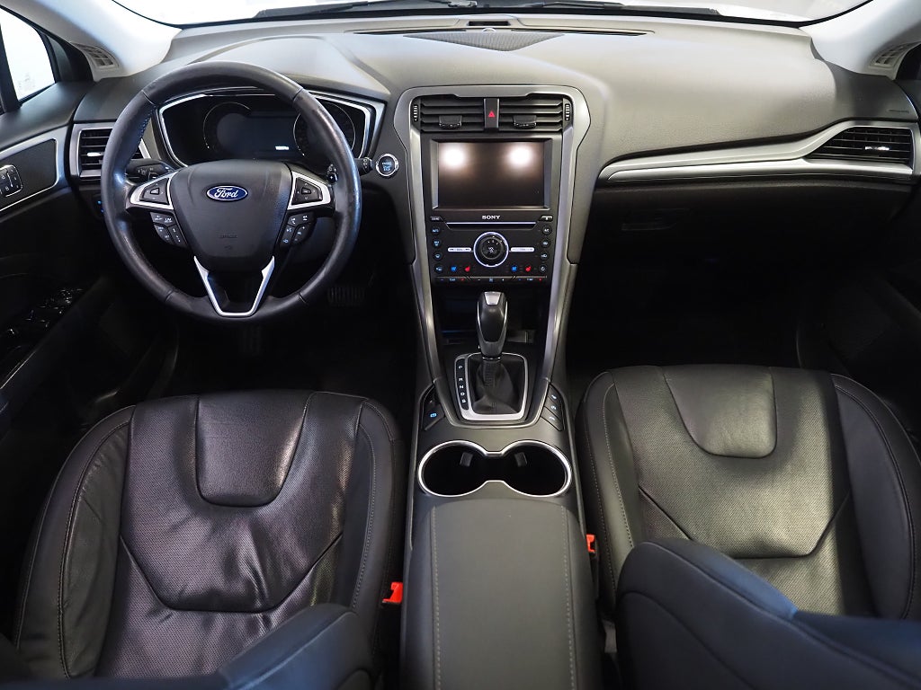 Ford Mondeo 2.0 TDCi Bi-Turbo 210hk Titanium Business Pano Kamera