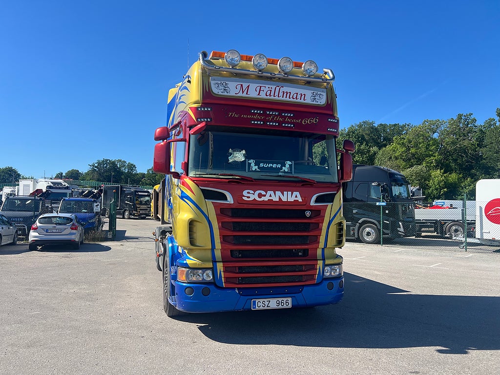 Scania R560 V8 6x4 Lastväxlare, Tandem