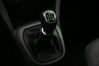Halvkombi Hyundai i10 12 av 22