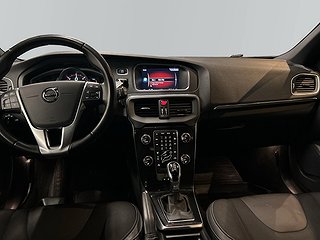 Volvo V40 D2 Geartronic Momentum S&V-Hjul/BT/M&K-värm/Psens