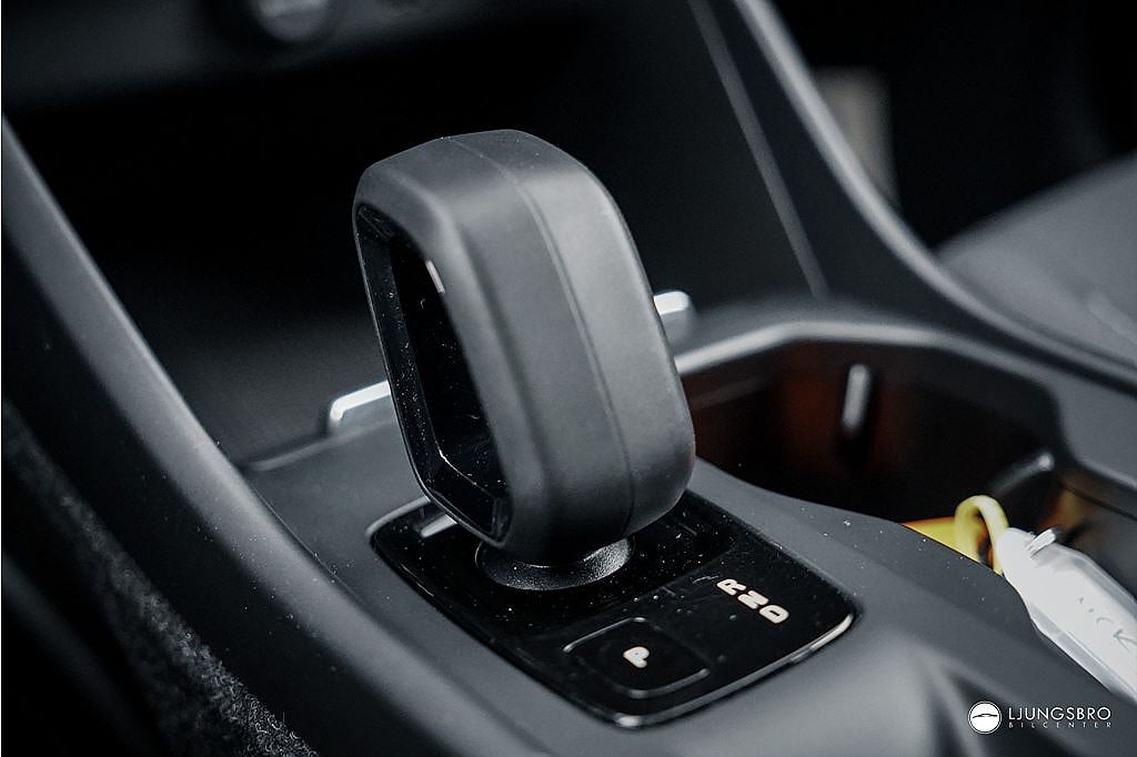 Volvo XC40 Recharge T4 211hk Momentum