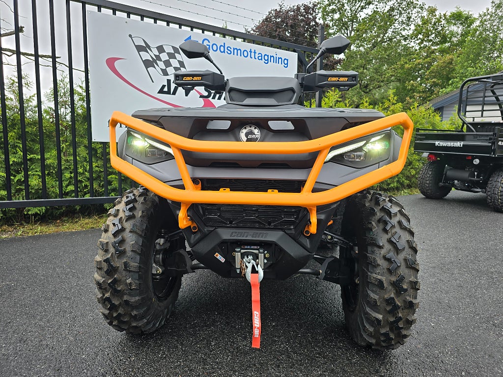 Can-Am Outlander XT-P 1000R Traktor B 