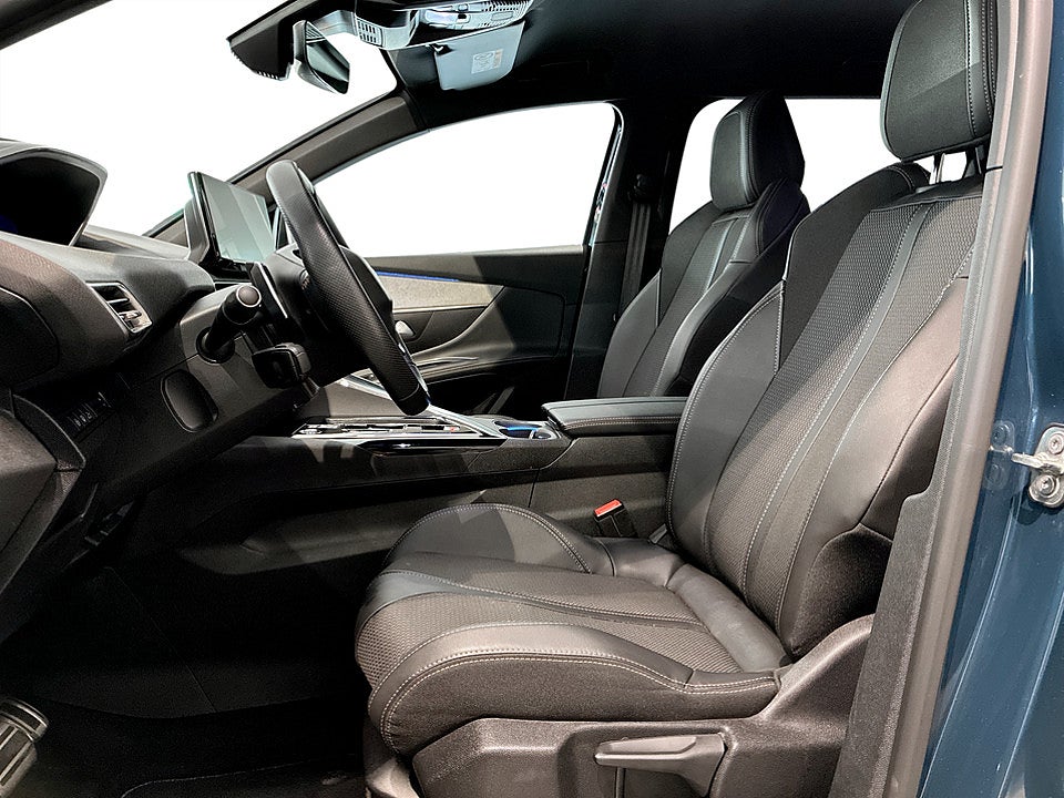 Bild på Peugeot 5008 GT 1.2 PT 130hk Aut 7-SITS MOTORISERAD BAKLUCKA BKAMERA