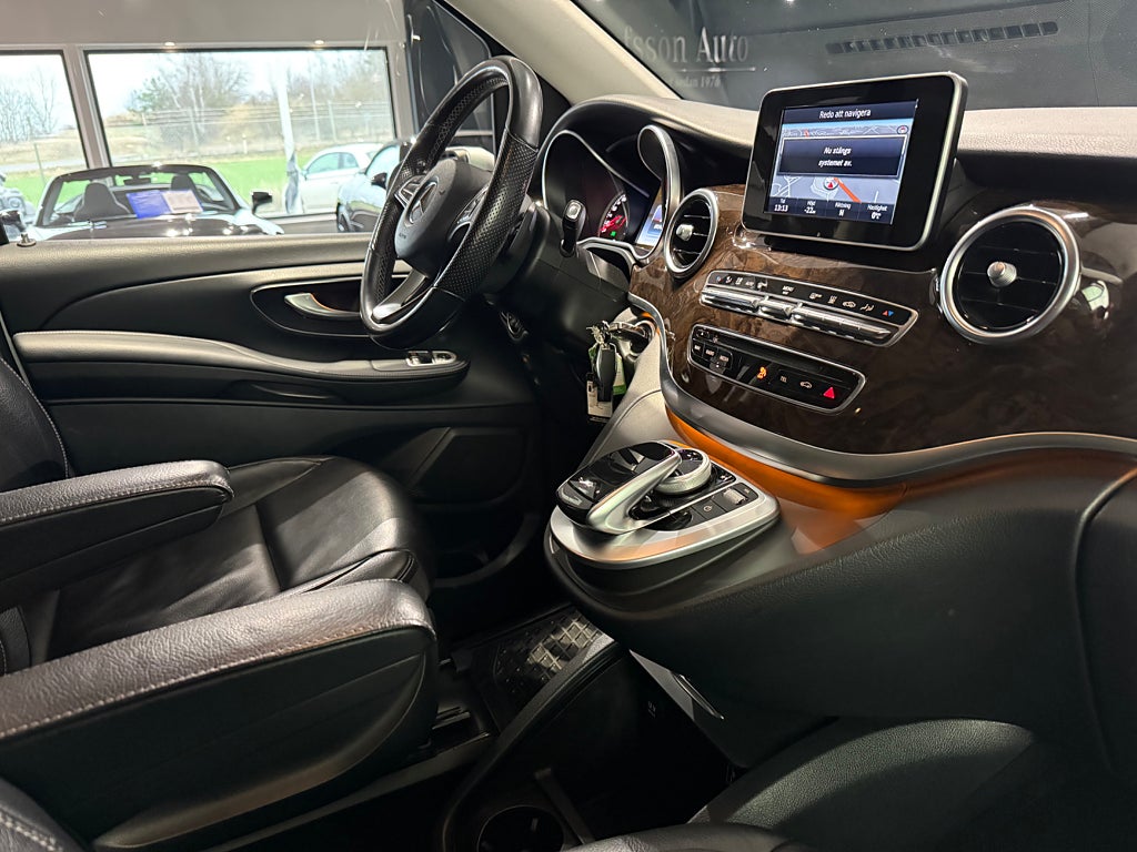 Mercedes-Benz V 250d Avantgarde Läder Värmare - bild 14