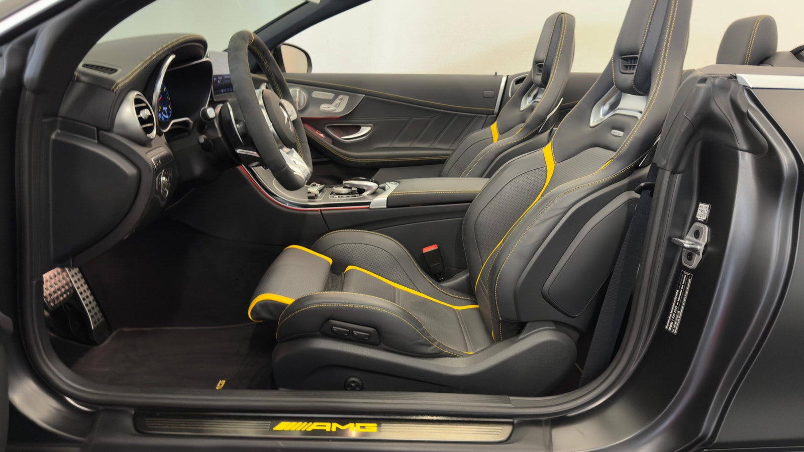 Mercedes-Benz C63 S AMG V8 510hk Cabriolet | Final Edition 2022 - miniatyr 18