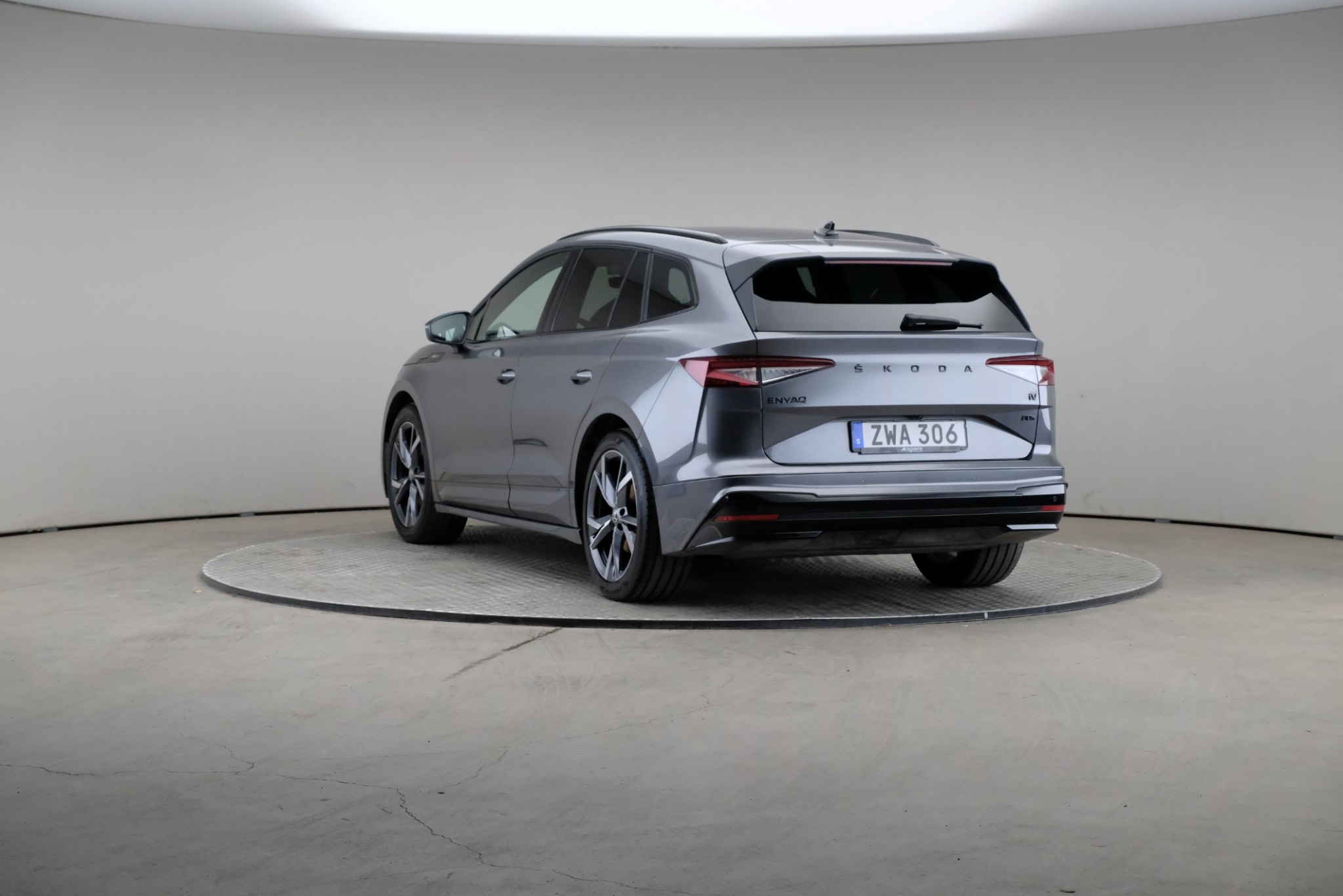 Skoda Enyaq Sportline 2023, bild 2/10