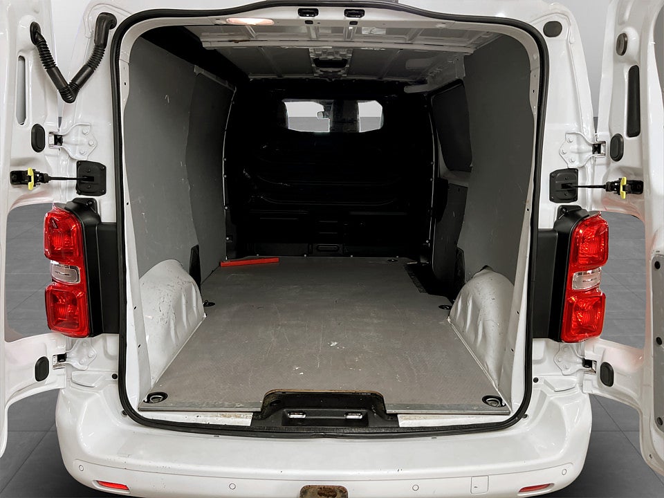 Bild på Opel Vivaro PRE L2 2.0 Diesel 177hk Aut - VECKANS KLIPP!