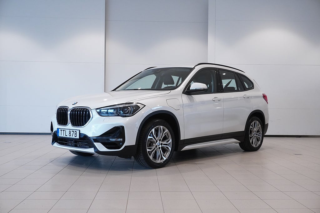 BMW X1 xDrive25e 3,65% ränta Sport Drag Läder Keyless DAP HUD
