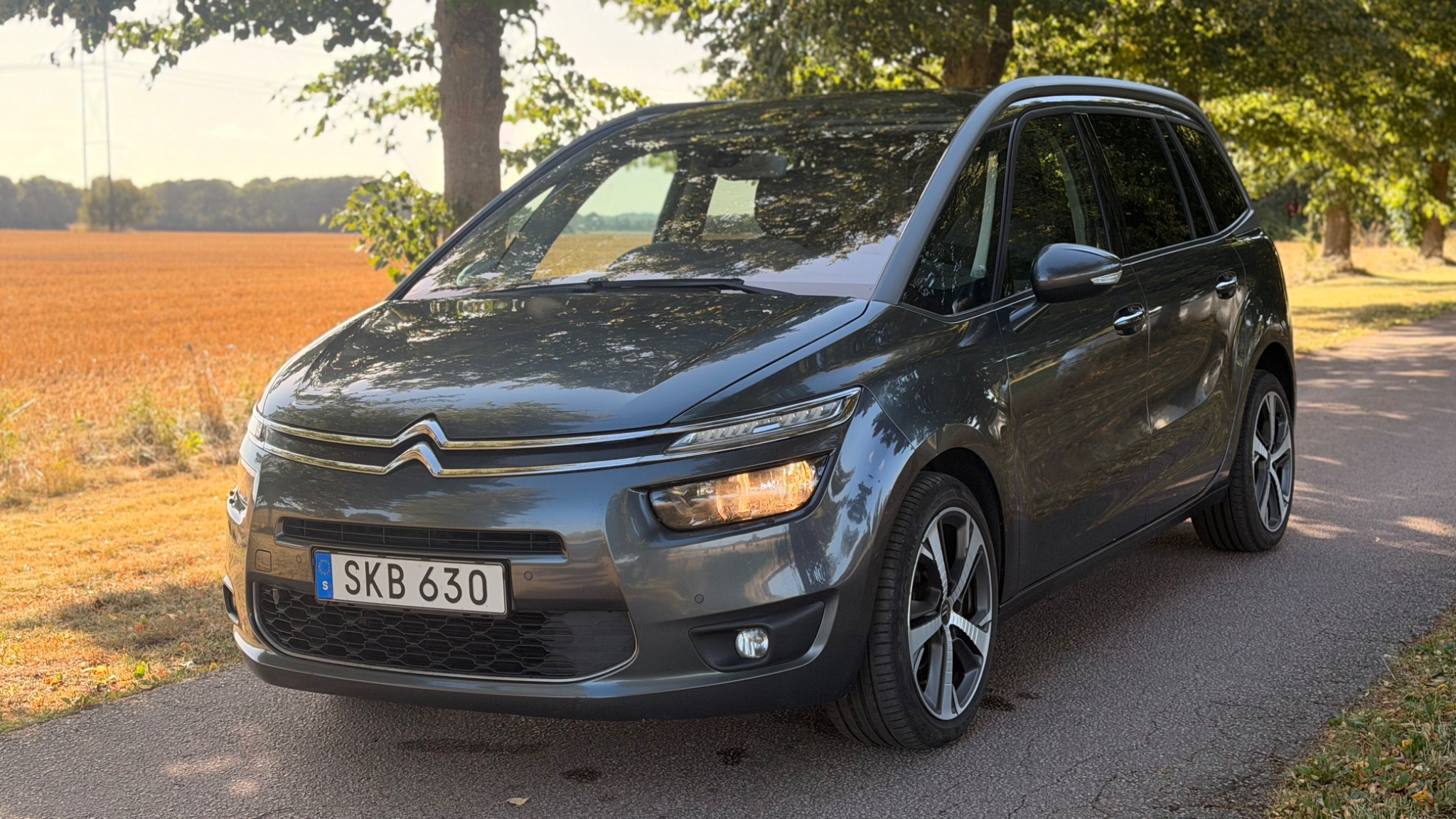 Citroen Grand C4 Picasso 2015, bild 2/47