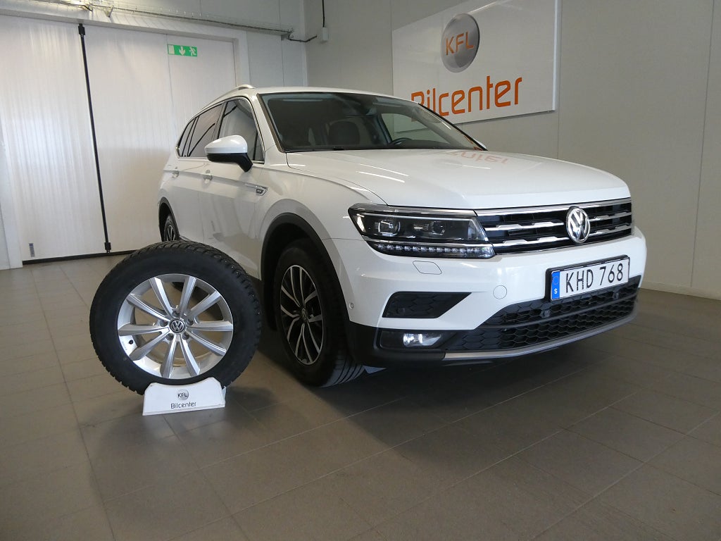 Volkswagen Tiguan Allspace 2.0 TSI 4M Aut-Drag-7-Sits-Värmare-Kamera-SoV