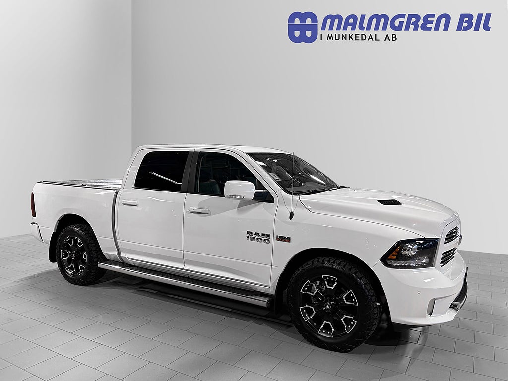 Dodge RAM 1500 V8 HEMI 4x4 SPORT Värmare SportAvgassytem