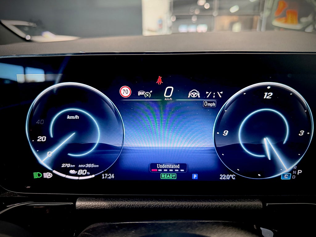 Mercedes-Benz EQA 300 4MATIC AMG Advanced Vinterpaket - bild 14