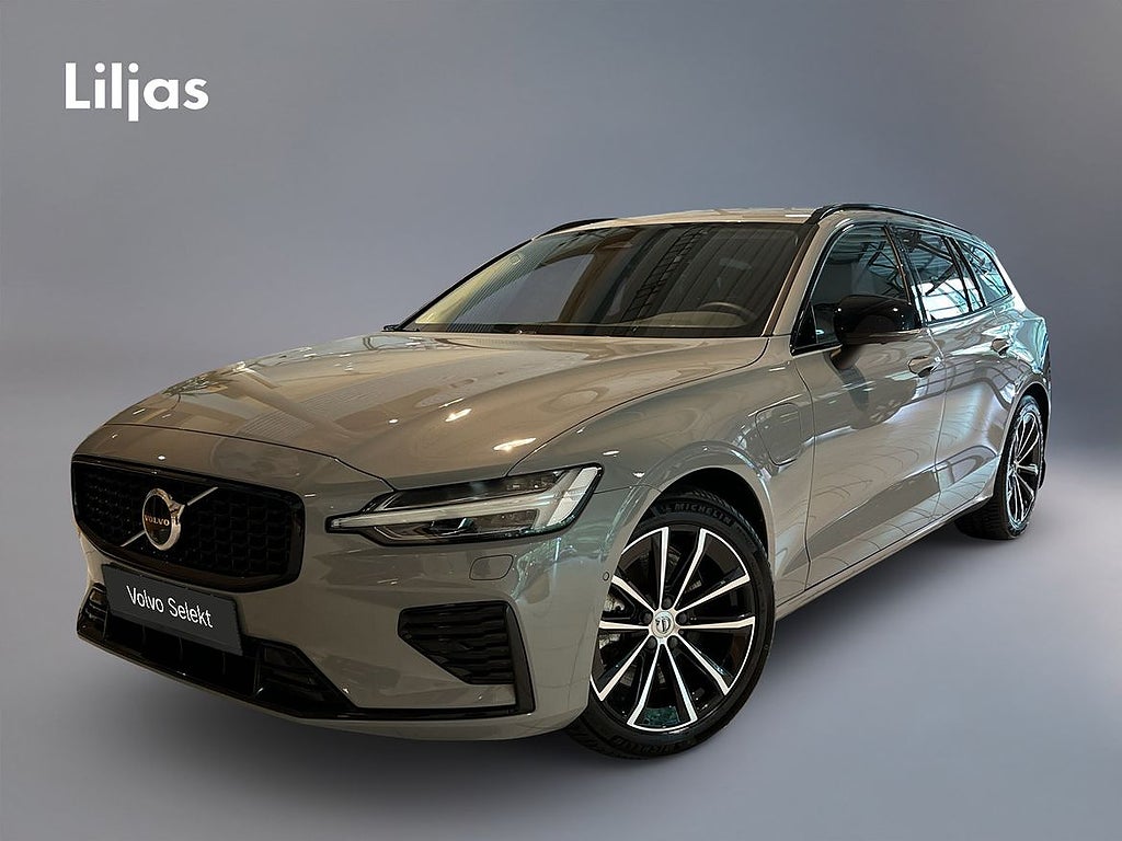 Volvo V60 T6 AWD Plus Dark Nordic Edition//360-kamera//Dr...