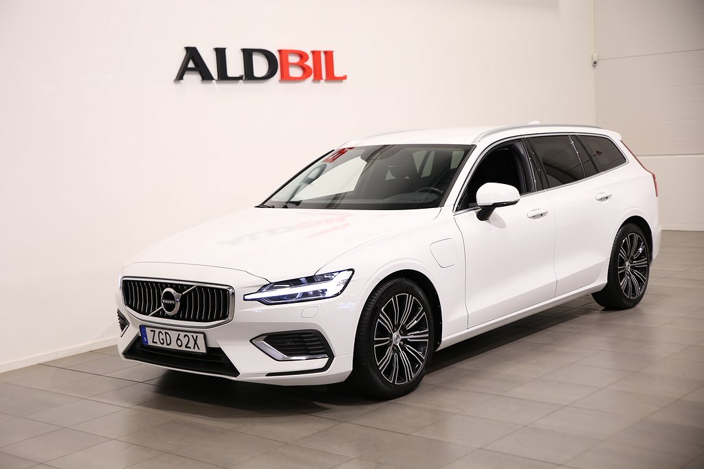 Volvo V60 Recharge T6 340hk AWD Inscription Exp / Drag / Backkamera / VOC