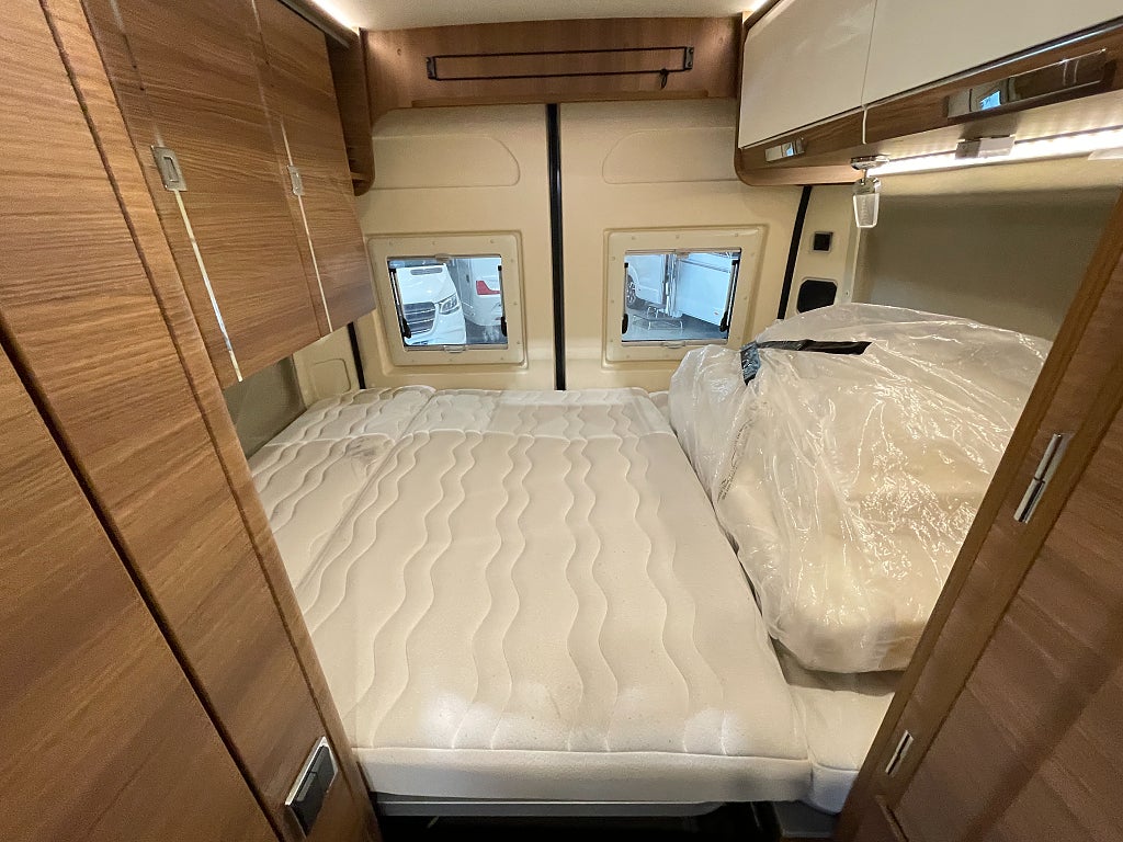 Rapido V55 140 /Solcell/Automat 160hk/En ägare/Fint skick/B-körkort - Rapido