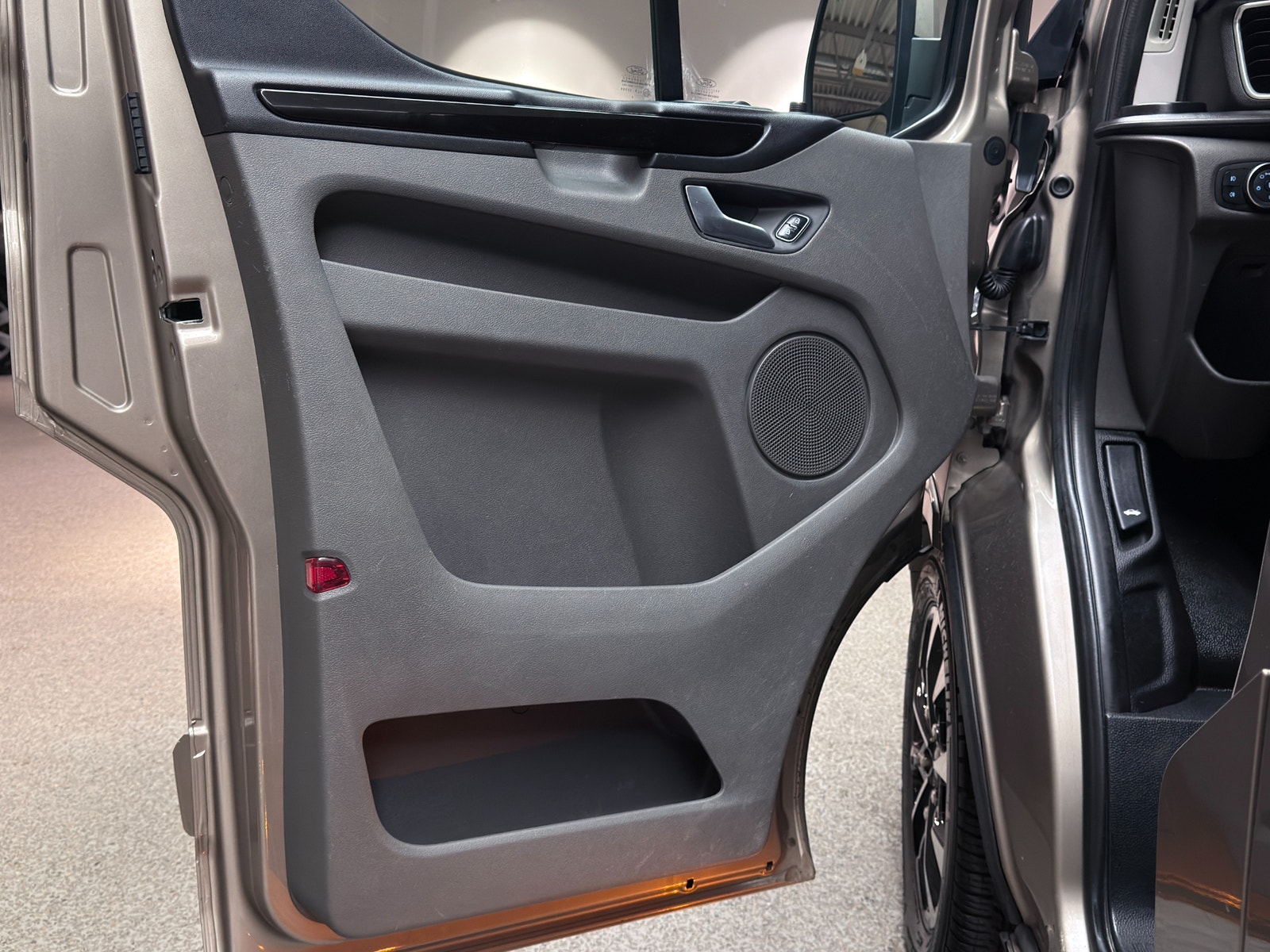 Ford transit Transit Custom 310 Sport 2.0 TDCi 170hk | Drag 2018 - miniatyr 12