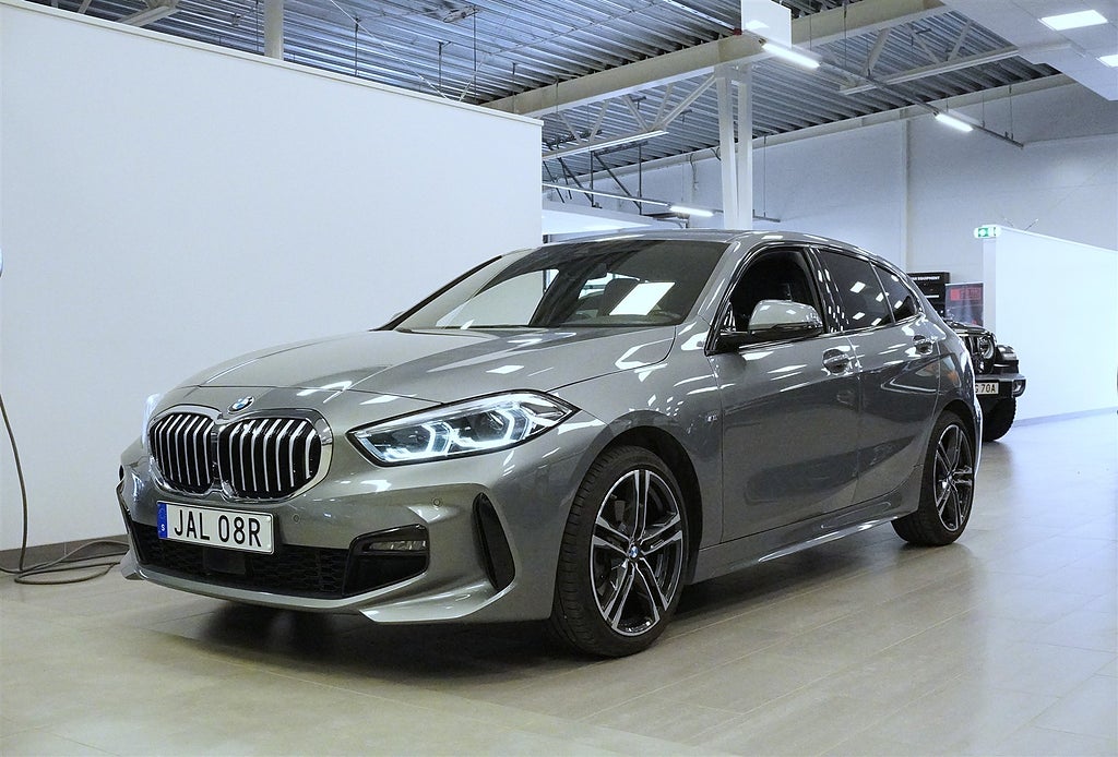 BMW 118 i M-Sport Navi 18 Rattvämre HiFi | Ränta 3,99%