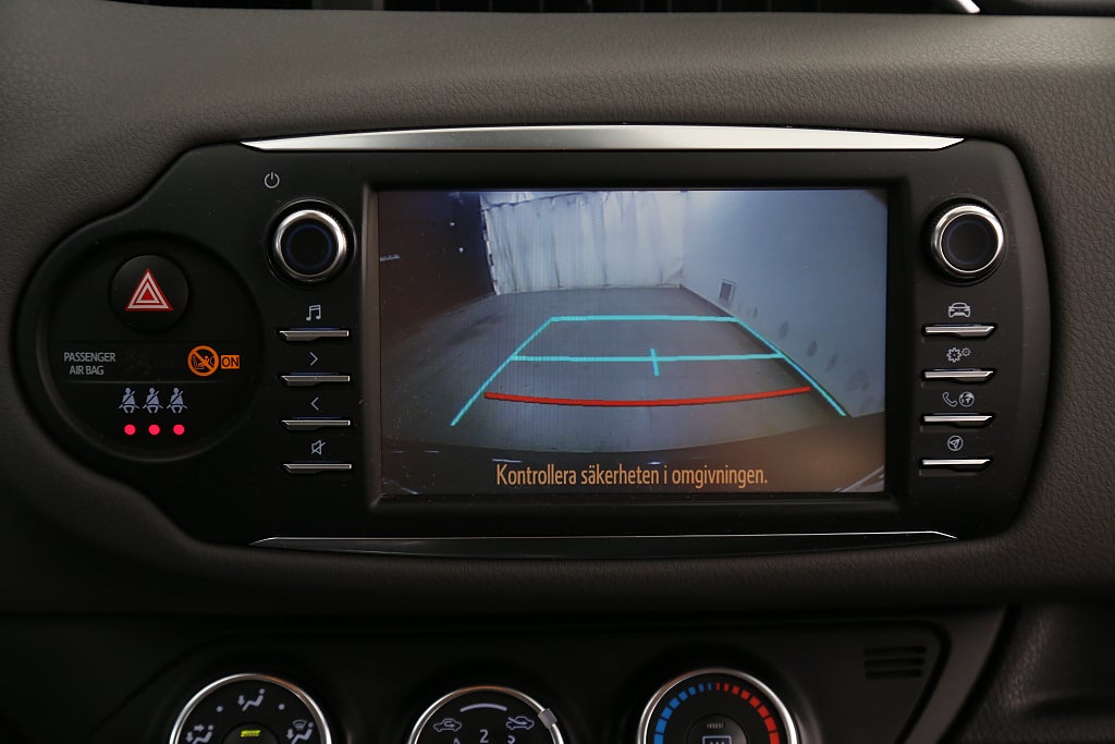 Toyota Yaris 1,5 VVT-iE Active 5-dörrar Bluetooth Kamera 2017