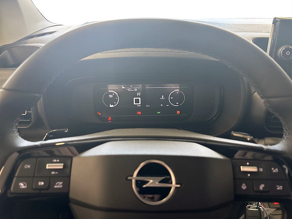 Bild på Opel Combo 130hk Aut L2 - EDITION! VÄRMARE & DRAGKROK INGÅR!