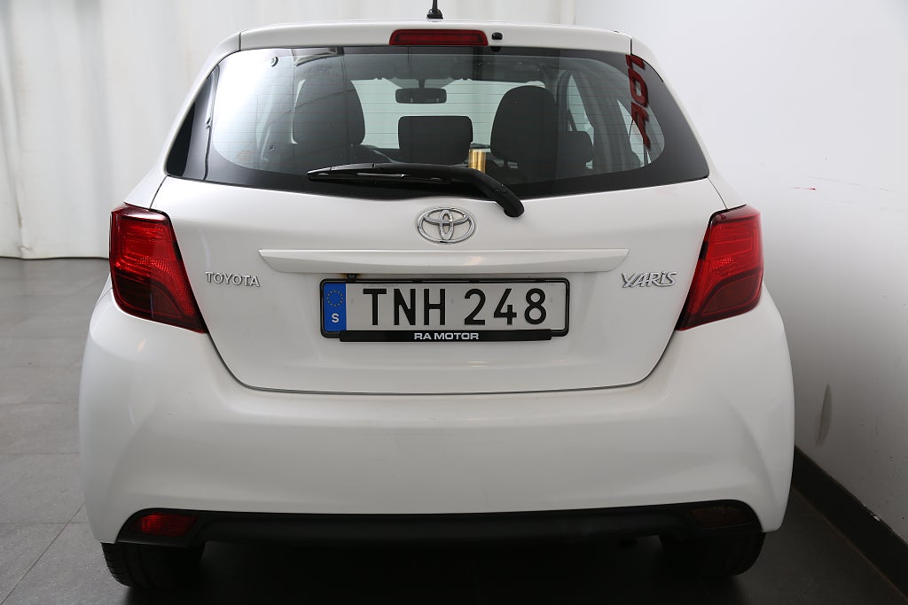 Toyota Yaris 1,33 Dual VVT-i Multidrive S Active 5-dörrar Kamera 2015