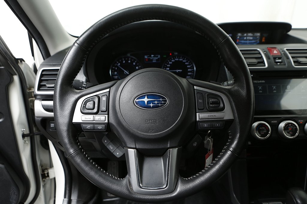 Subaru Forester 2,0i 150hk AWD Aut 1ägare Dragkrok 2016