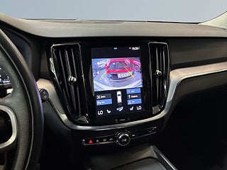 Volvo V60 B4 Momentum Advanced S&V-hjul/Carplay/H/K/Kamera/Drag – bild 11