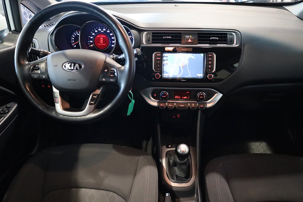 Kia Rio 1,2 84hk Special Edition Navi Backkamera Bluetooh 2016