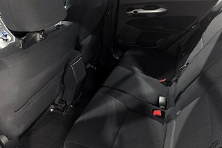 Halvkombi Toyota Auris 18 av 22