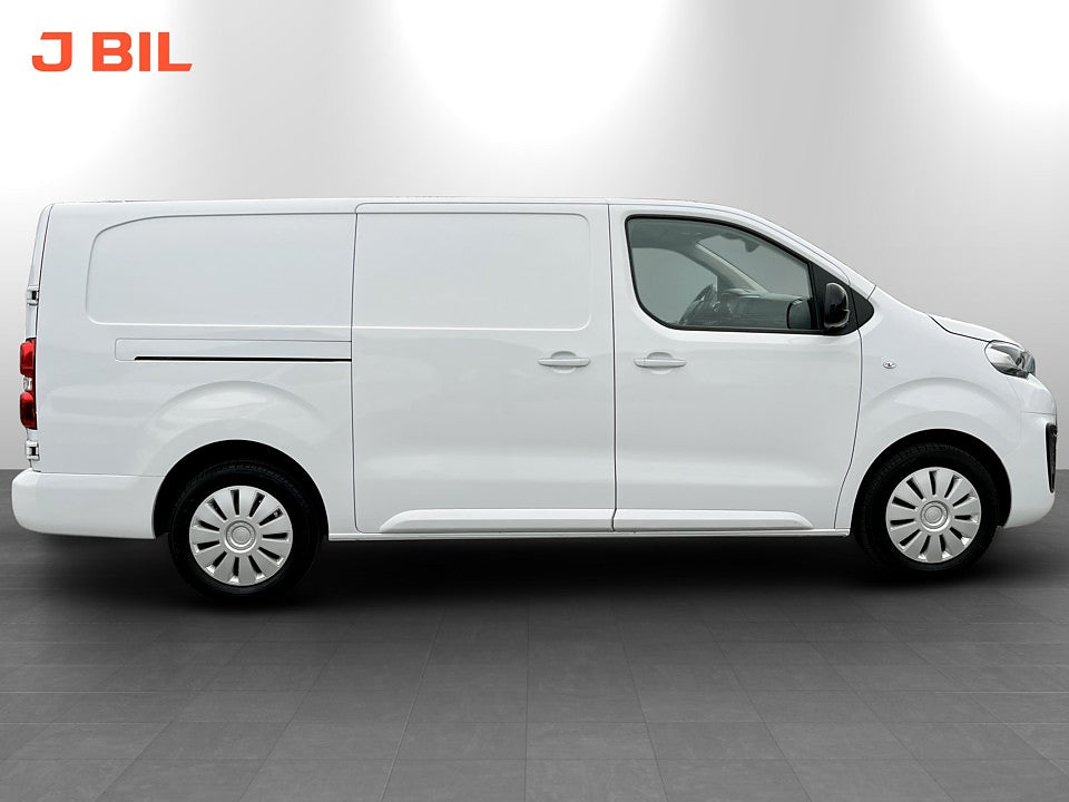 Bild på Peugeot Expert PRO+ 2.0 BHDi 145hk Aut L3 B-KAMERA